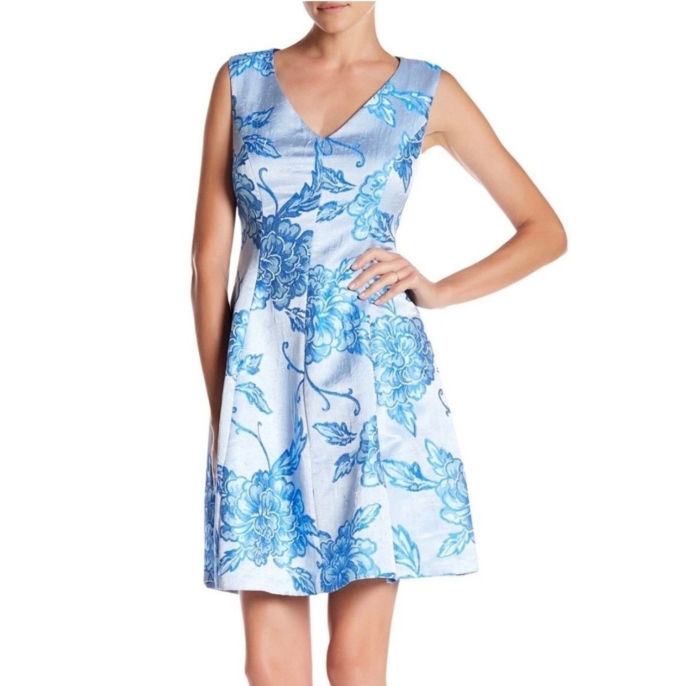 Nanette Lepore Floral Jacquard Cocktail Dress Blue White Size 4 Cutout Back